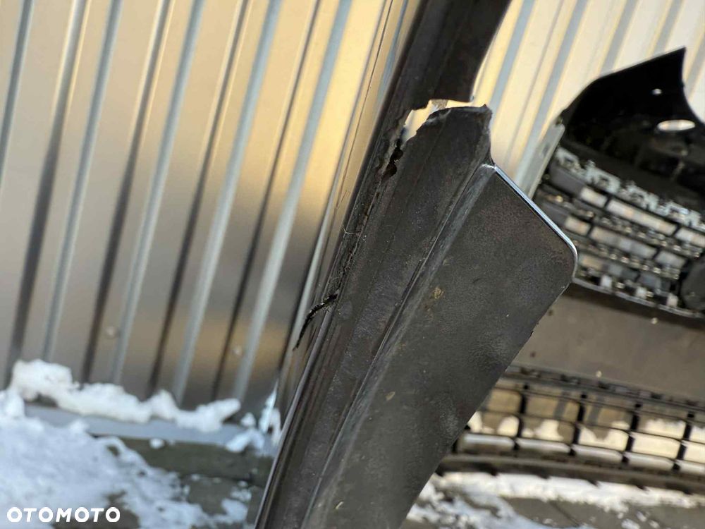 Vw Passat B7 Zderzak Przód Przedni PDC. 10-14 LK7X - 12