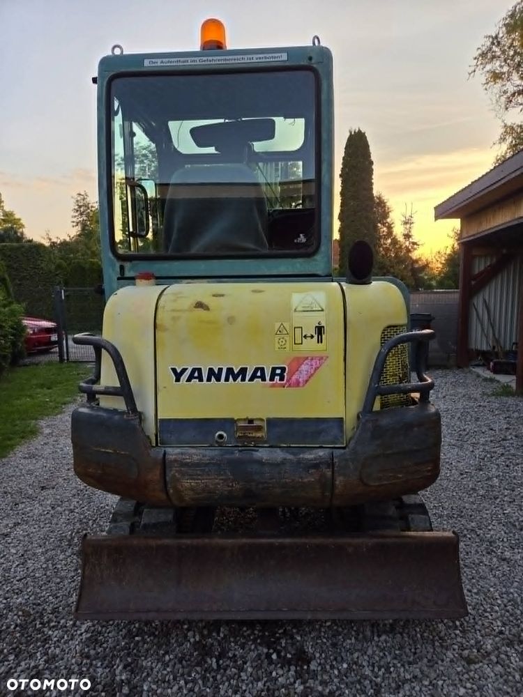 Yanmar B25V - 4