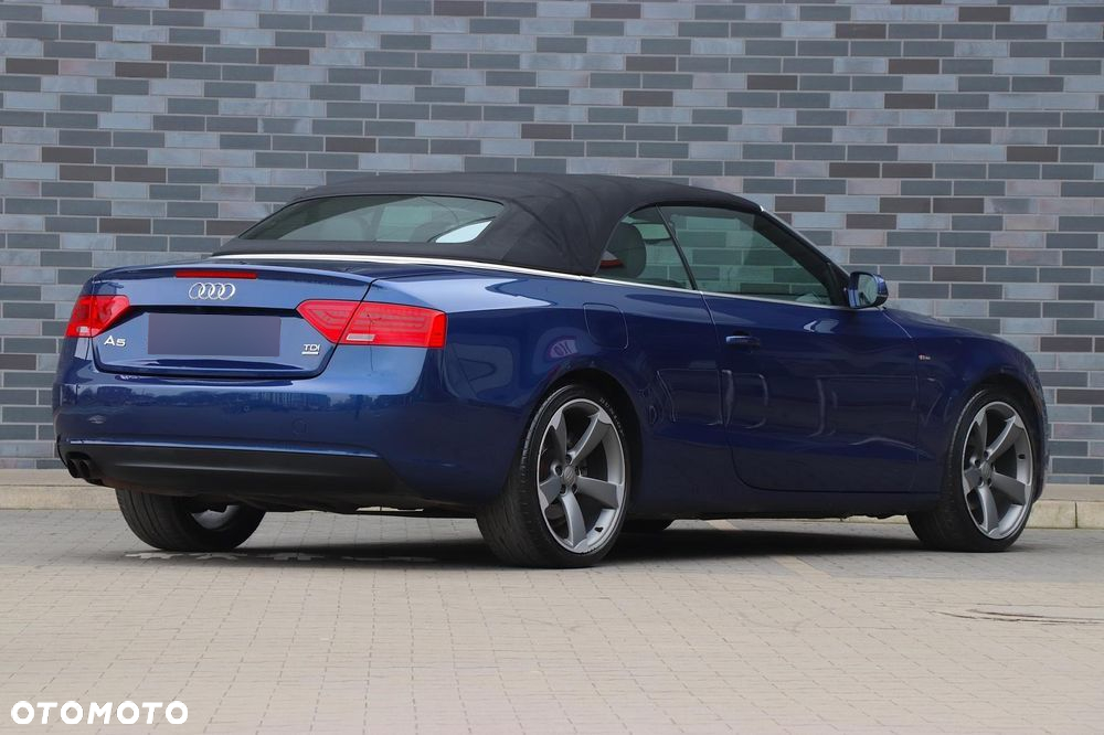 Audi A5 Cabrio 2.0 TDI DPF quattro - 5