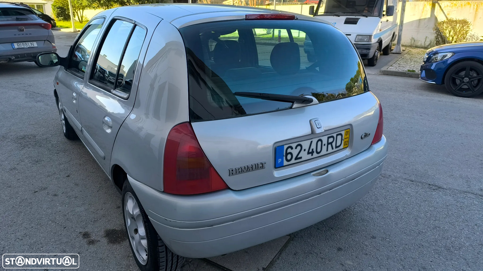 Renault Clio 1.2 RXE - 16