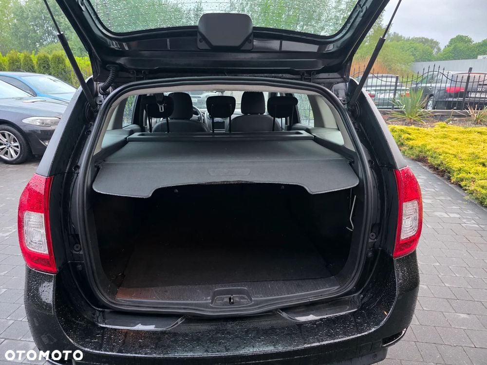 Dacia Logan TCe 90 Prestige - 22