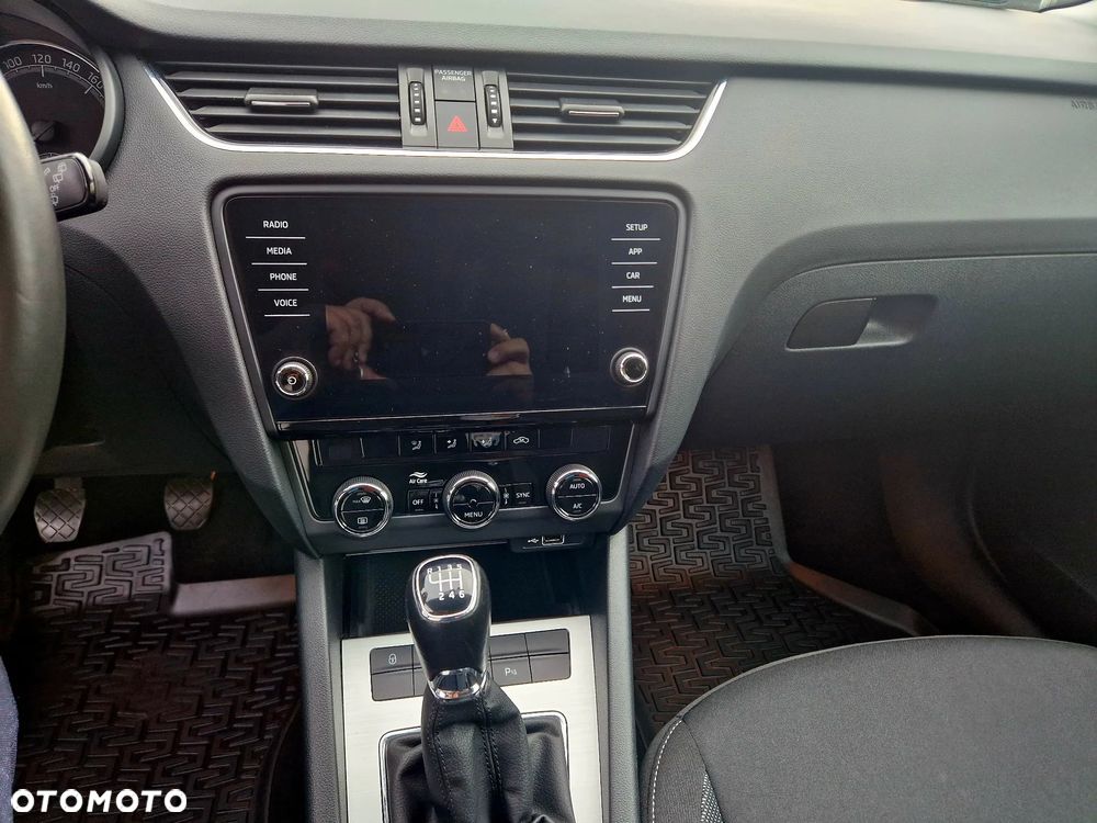 Skoda Octavia 1.5 TSI ACT Ambition - 6