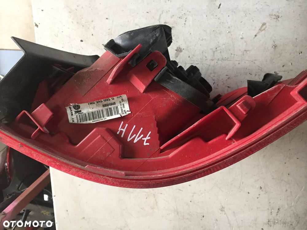 VW SHARAN 13R LAMPA LEWA TYŁ 7N0945095G - 2