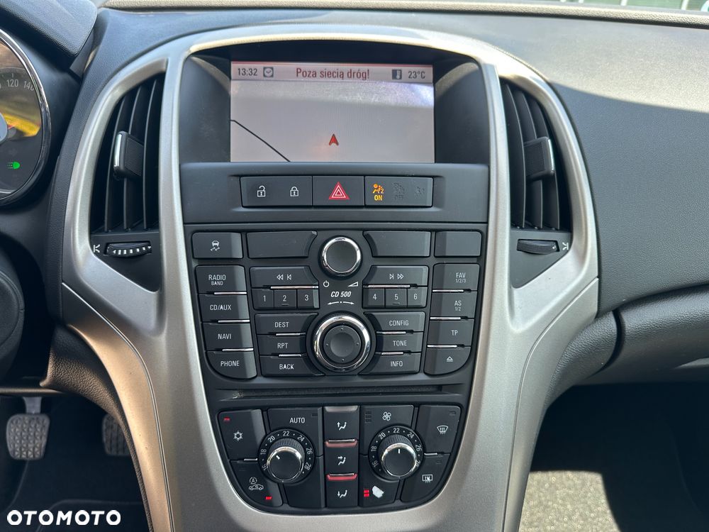 Opel Astra 1.6 Turbo Edition - 23