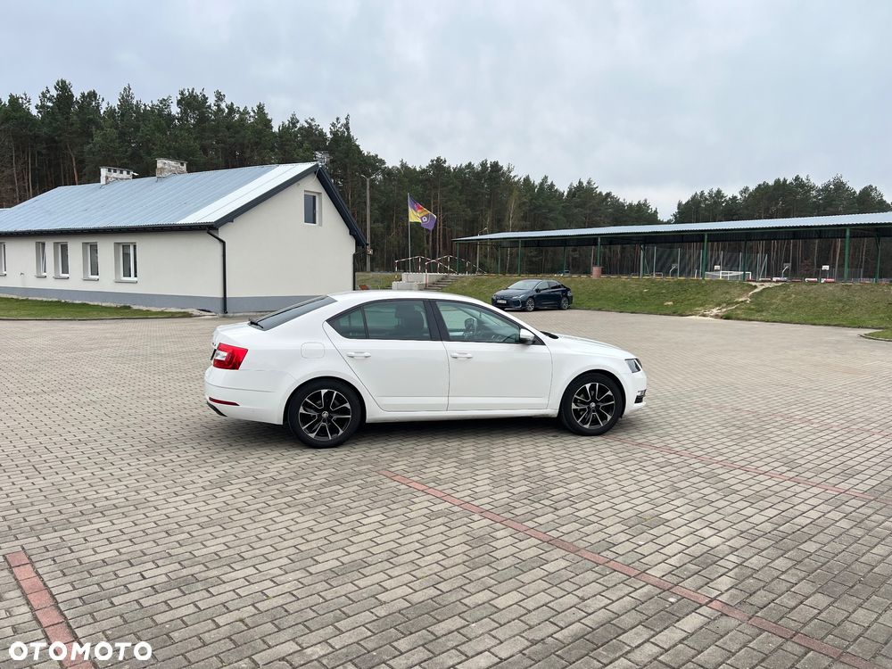 Skoda Octavia 2.0 TDI Ambition EU6 - 11