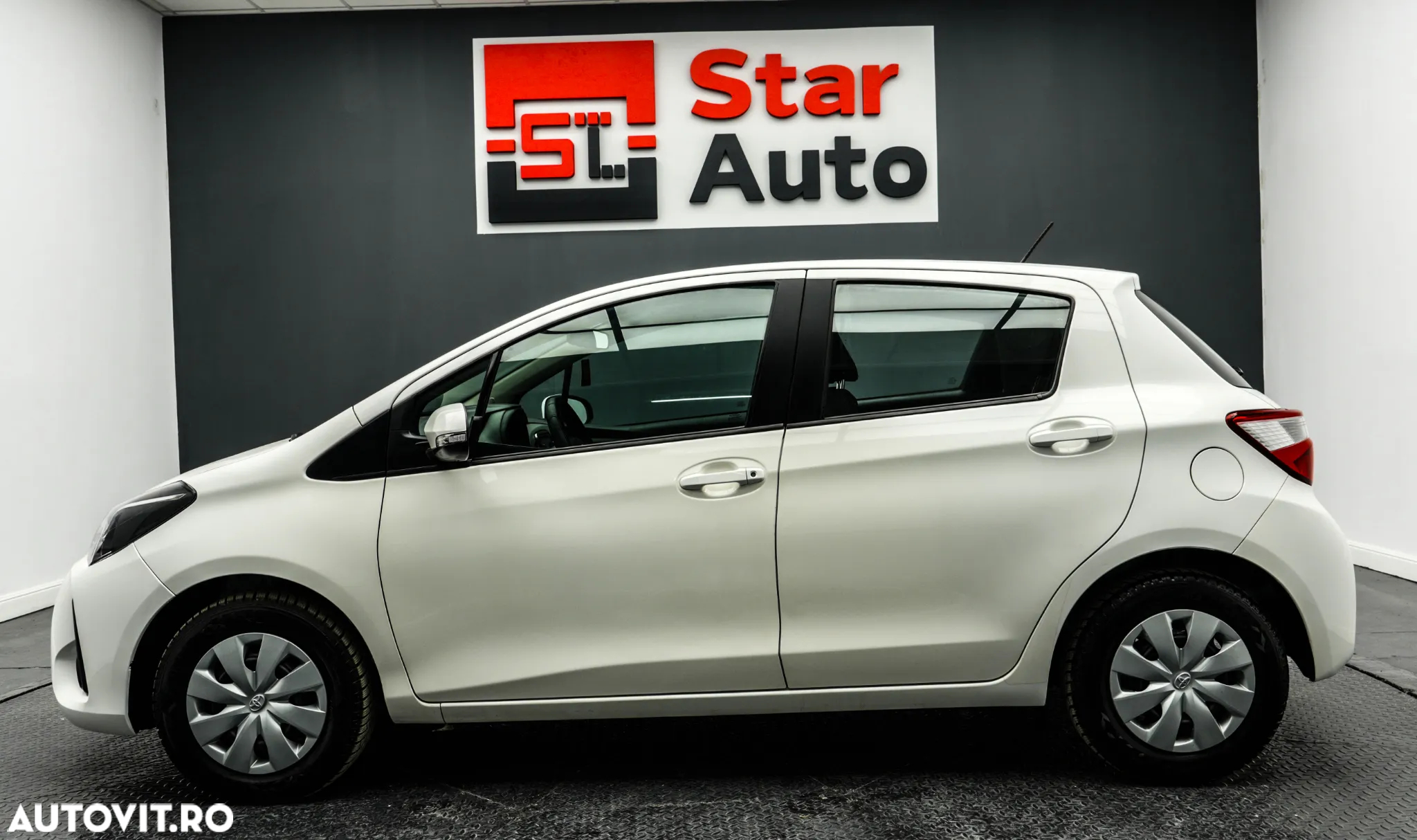 Toyota Yaris 1.0 L Eco - 10