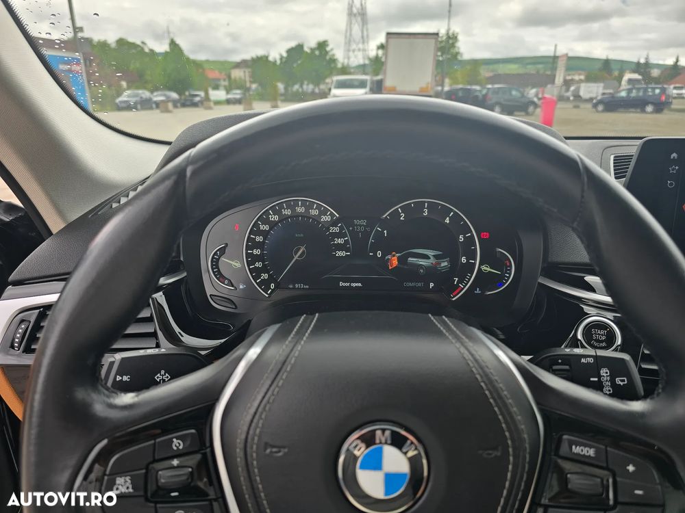 BMW Seria 5 530i Aut. Sport Line - 3