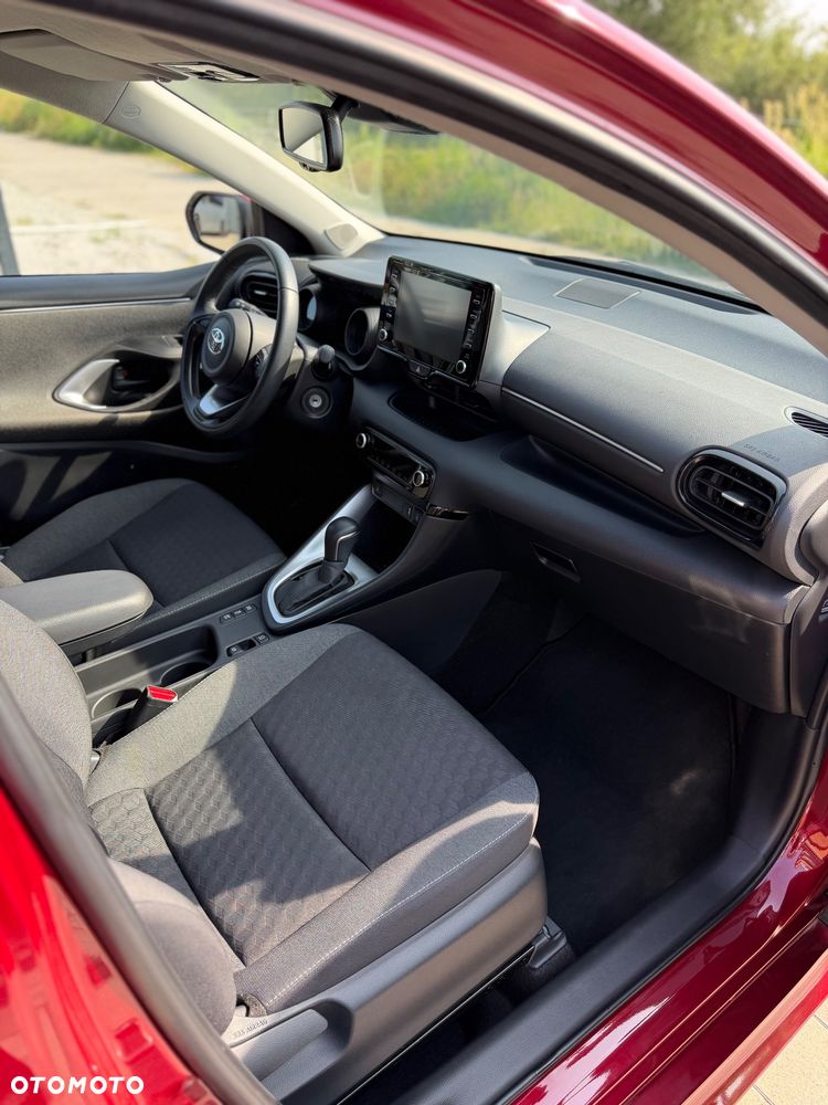 Toyota Yaris - 7