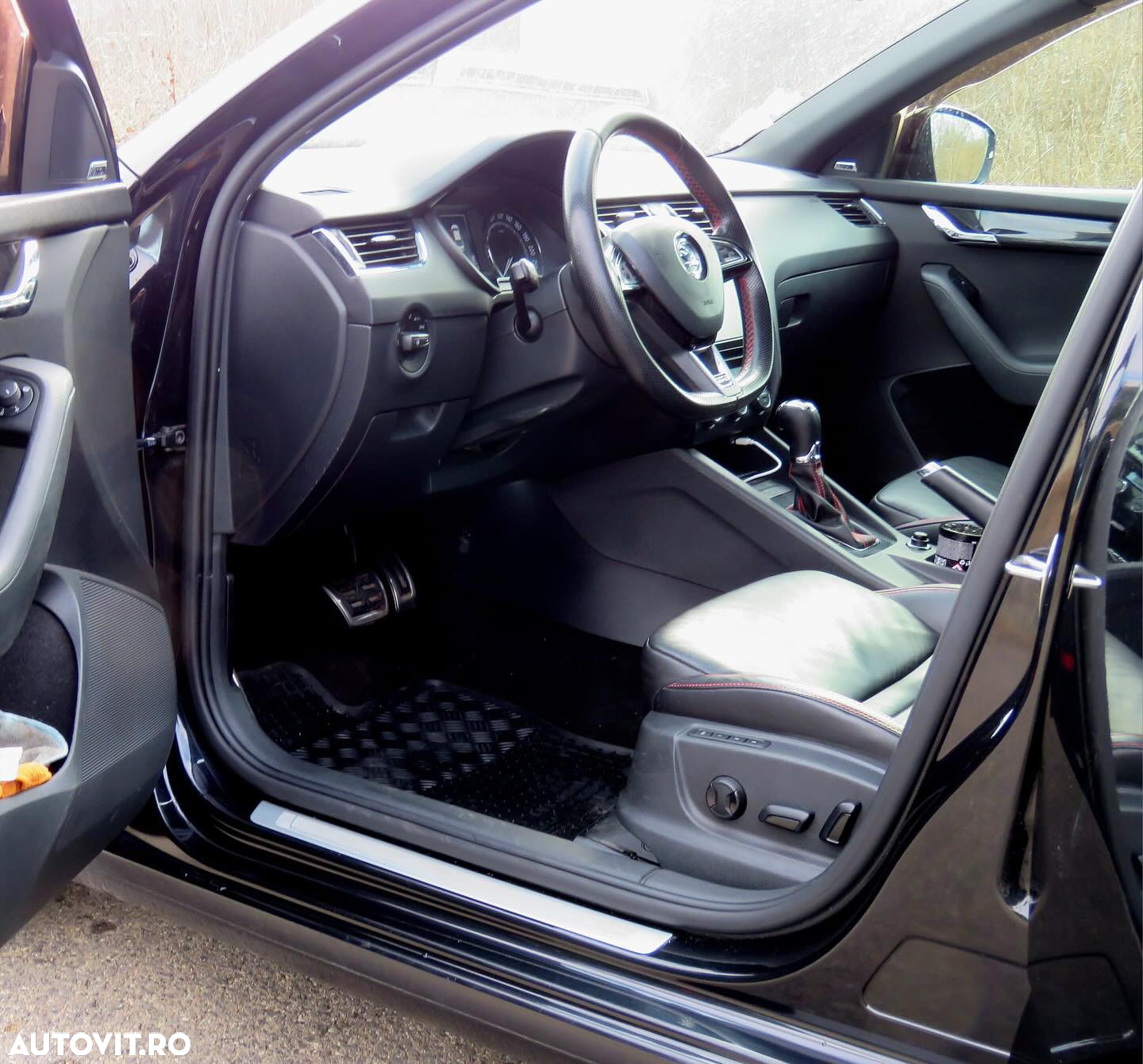 Skoda Octavia 2.0 TDI RS DSG - 20
