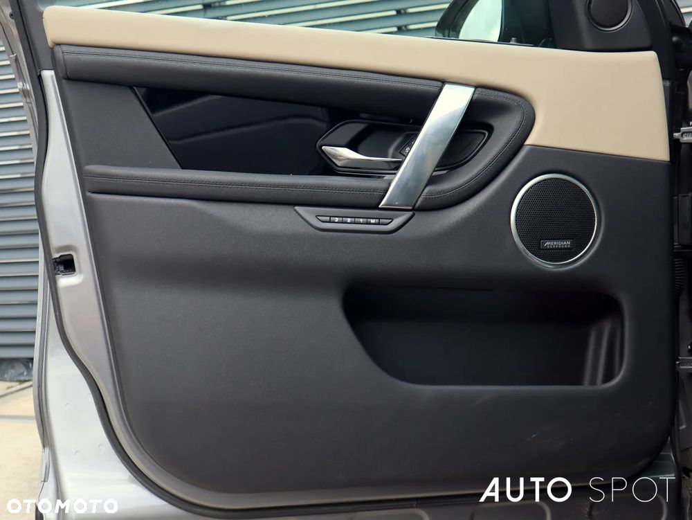 Land Rover Discovery Sport 2.0 D200 mHEV R-Dynamic SE - 10