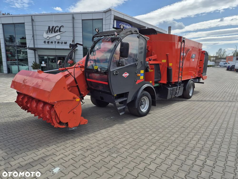 Kuhn SPW 22 Intense / 1WŁ. / NOWY SERWIS / 2 ŚLIMAKI / 22M3  / SUPER STAN / PASZOWÓZ SAMO JEZDNY - 2