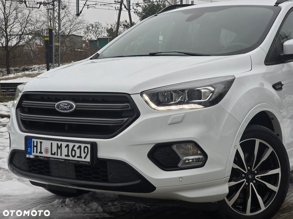 Ford Kuga 1.5 EcoBoost 2x4 ST-Line - 6