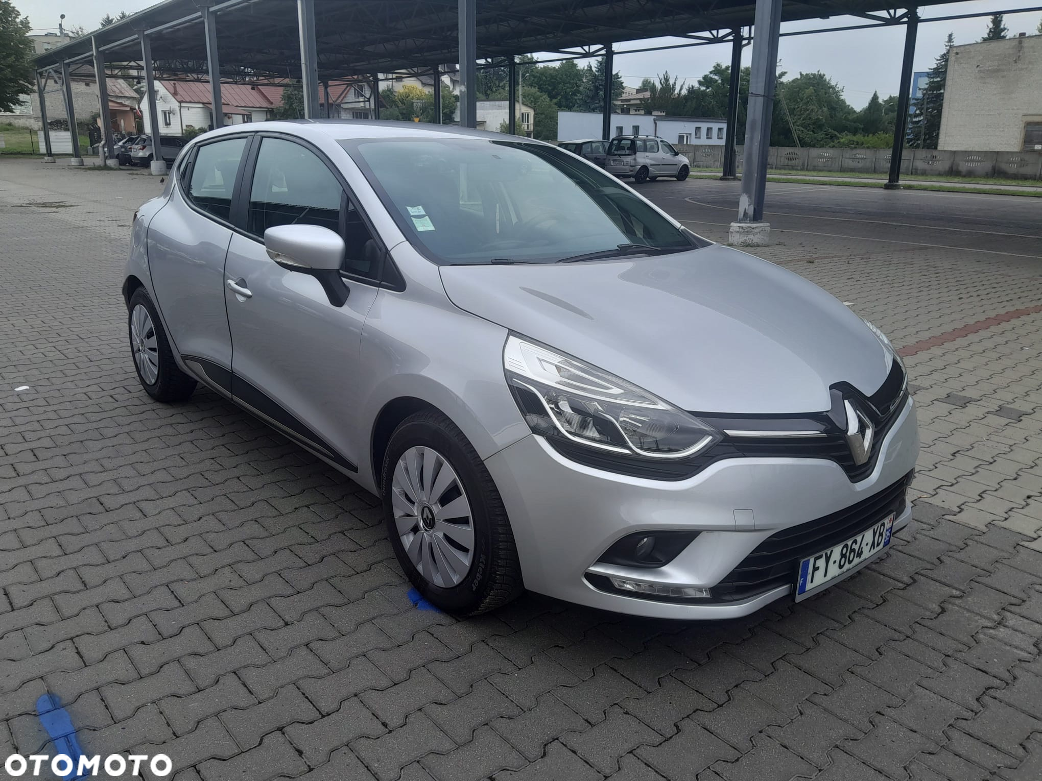 Renault Clio - 10