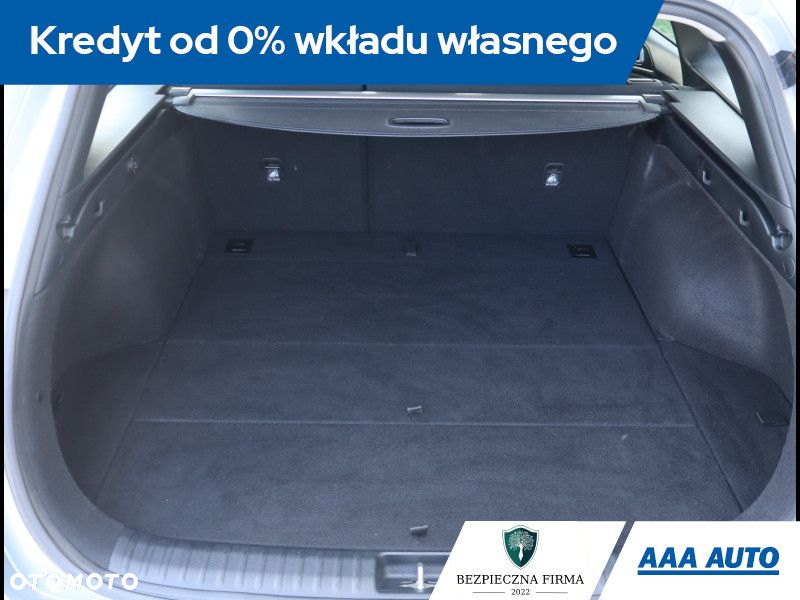 Kia Ceed - 13