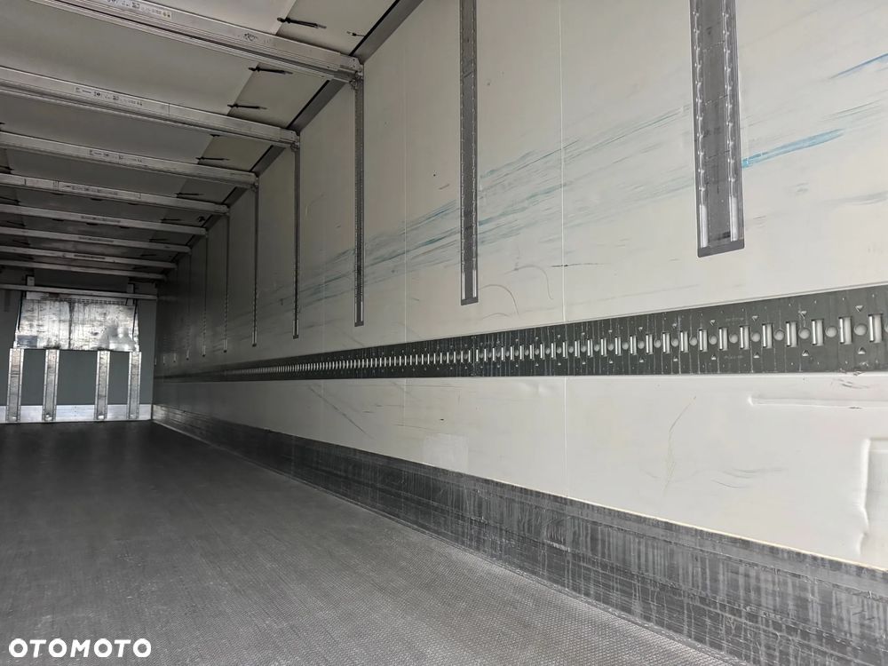 Krone Chłodnia ,Doppelstock ,Wynajem,  Carrier Vector 1550 - 15