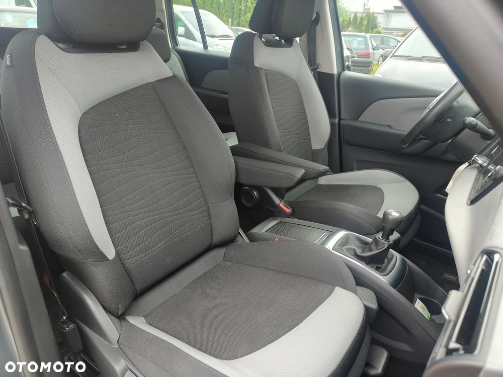 Citroën C4 Grand Picasso - 27