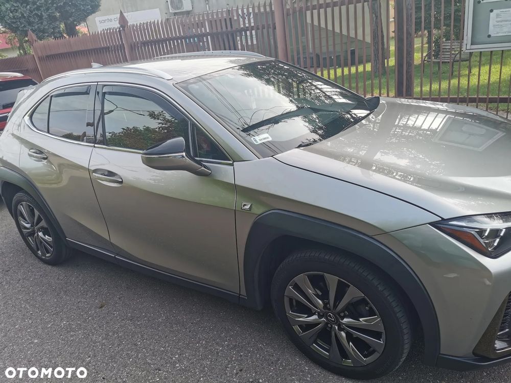 Lexus UX 200 GPF F Sport Design 2WD - 9