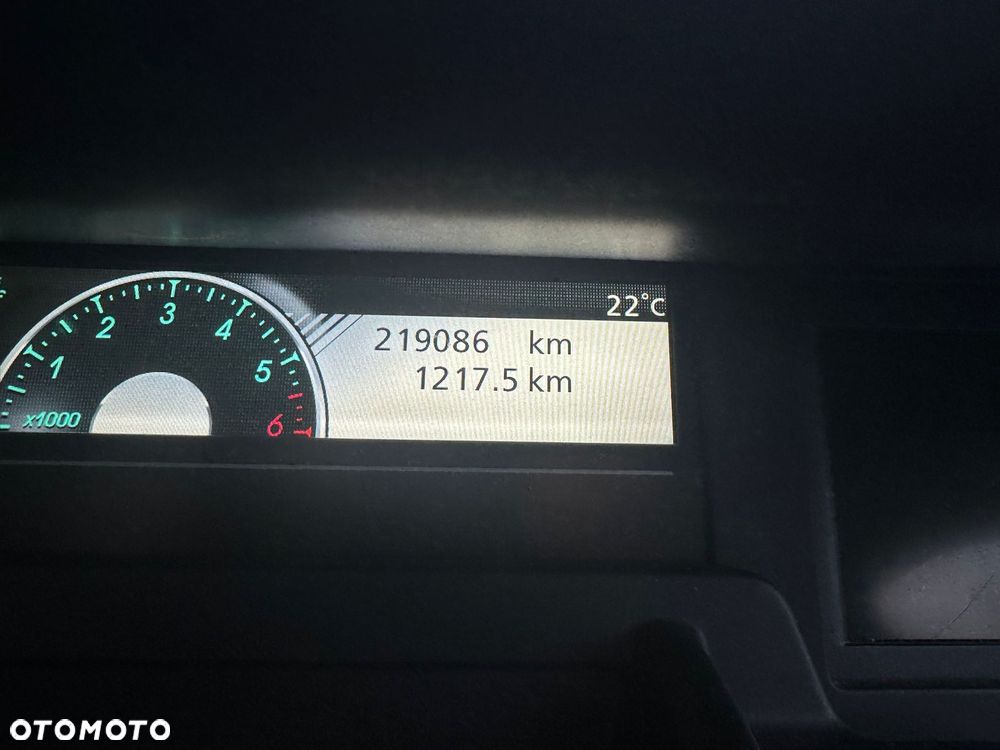 Renault Scenic 1.9 dCi Bose Edition - 4