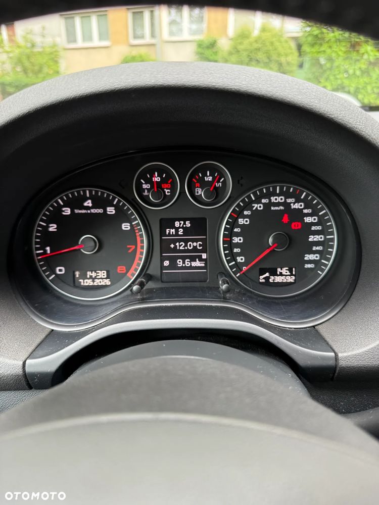 Audi A3 Sportback 1.8 TFSI Ambition - 16