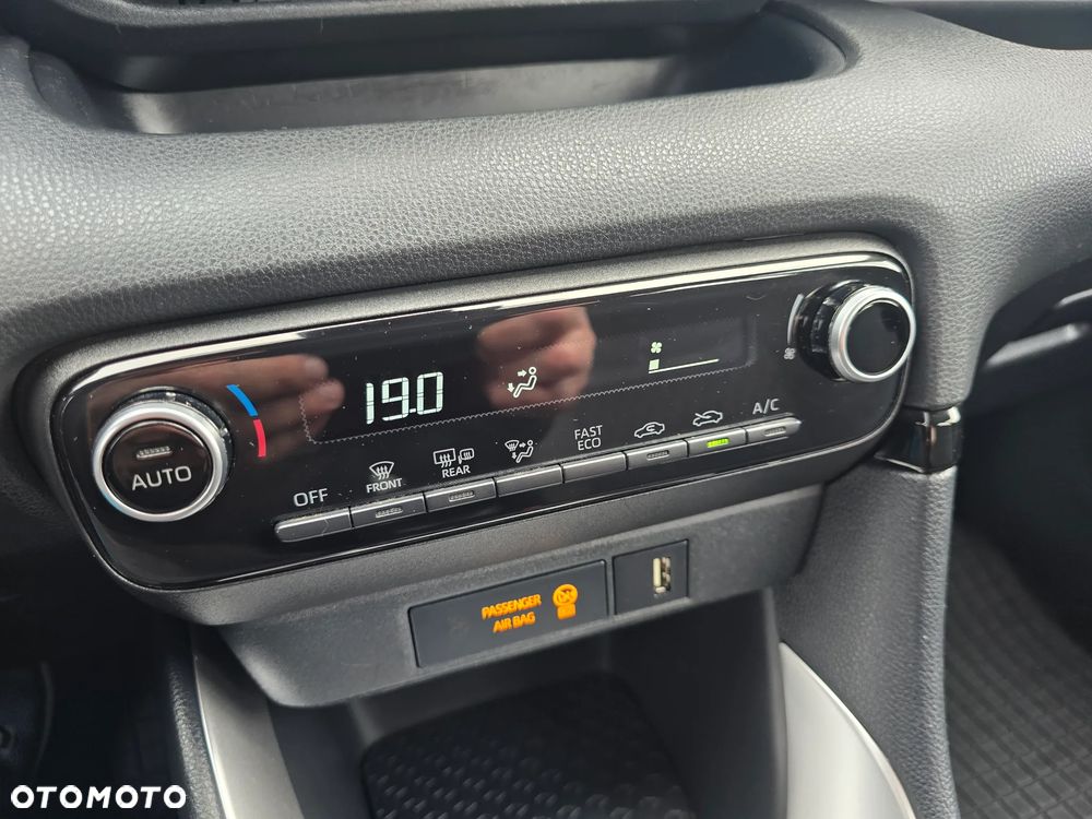 Toyota Yaris Hybrid 1.5 Comfort - 36