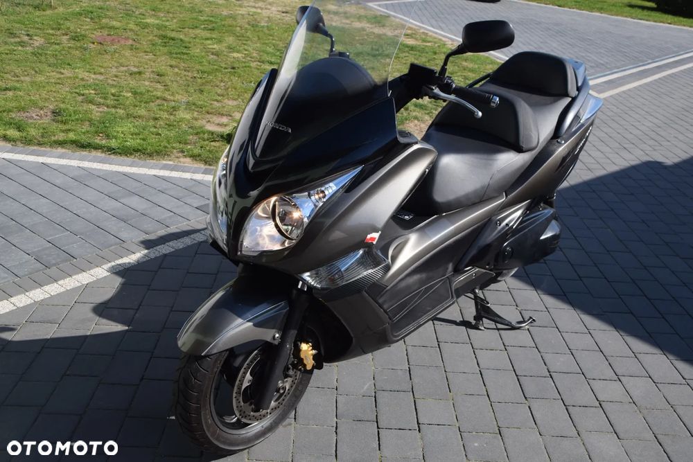 Honda Silver Wing - 1
