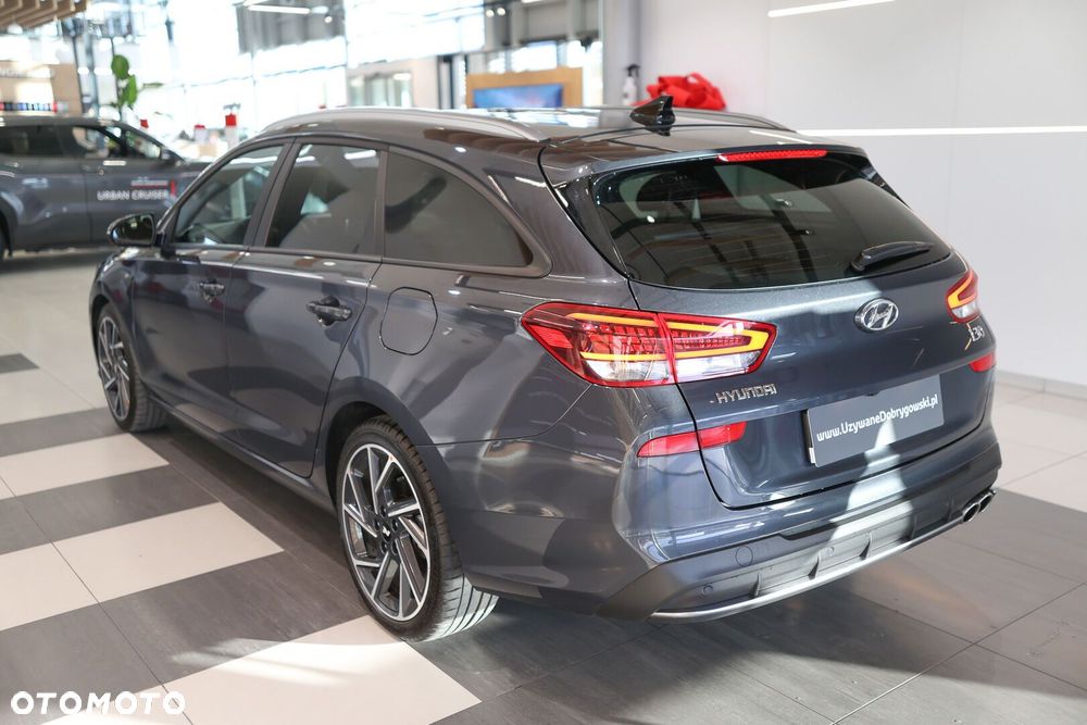 Hyundai i30 1.5 T-GDI 48V Premium - 4