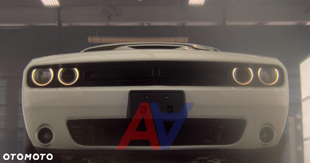 Dodge Challenger - 3