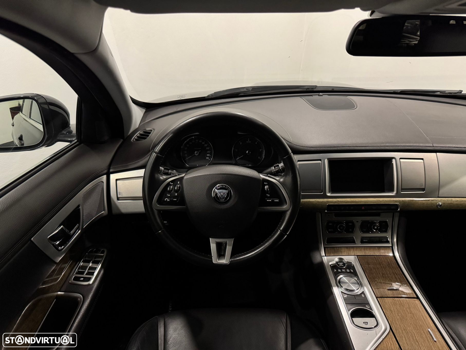 Jaguar XF Sportbrake 2.2 D Premium Luxury - 14
