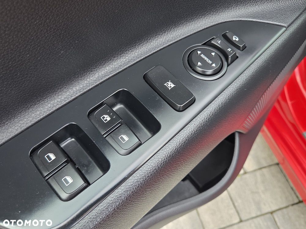 Kia Rio 1.2 Dream Team Edition - 15