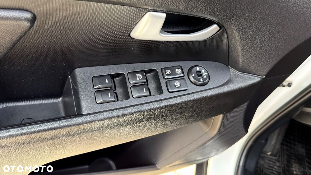 Kia Sportage 1.6 GDI 2WD Vision - 32