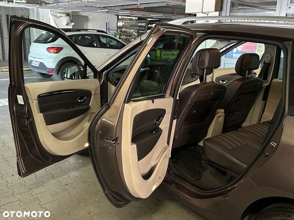 Renault Scenic 1.6 dCi Energy Privilege - 18