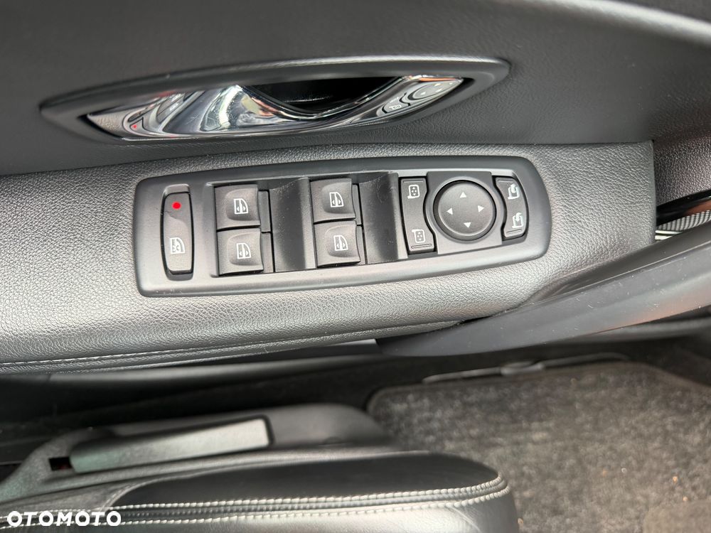 Renault Megane ENERGY TCe 115 Start & Stop Bose Edition - 15