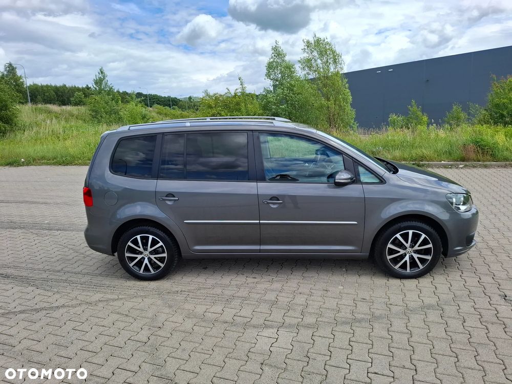 Volkswagen Touran - 3