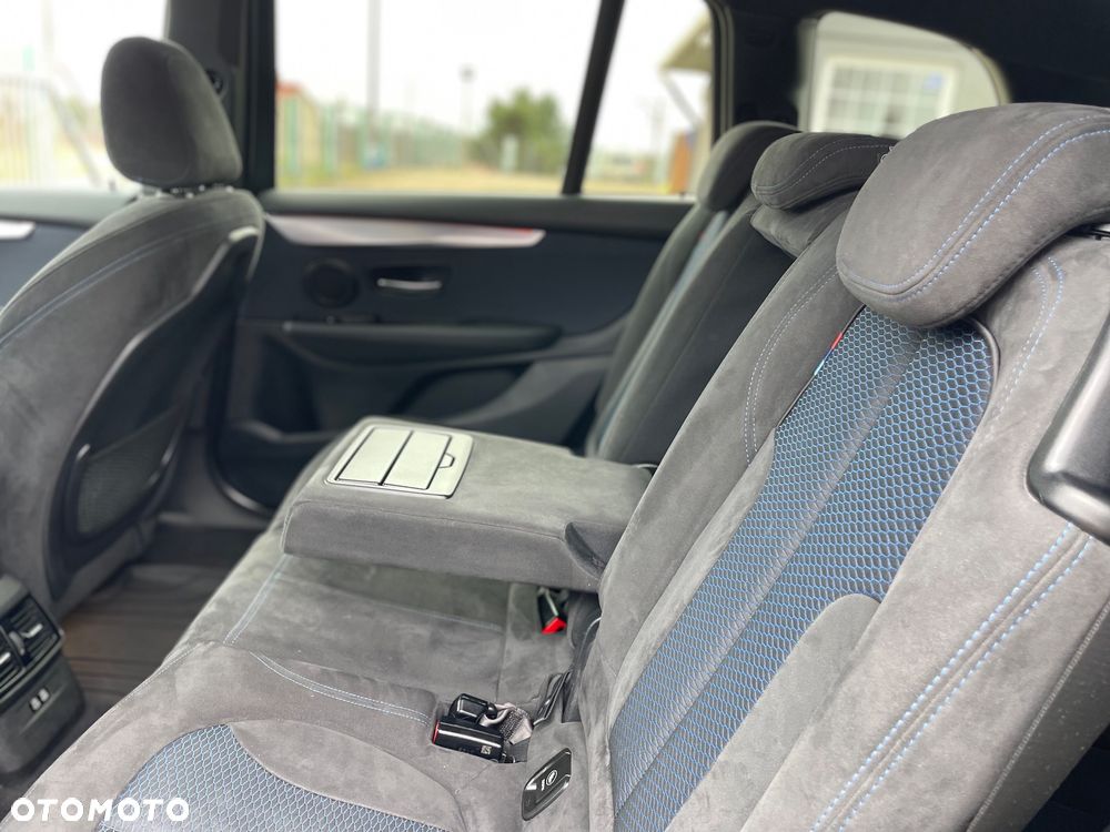BMW Seria 2 218d GT M Sport - 27