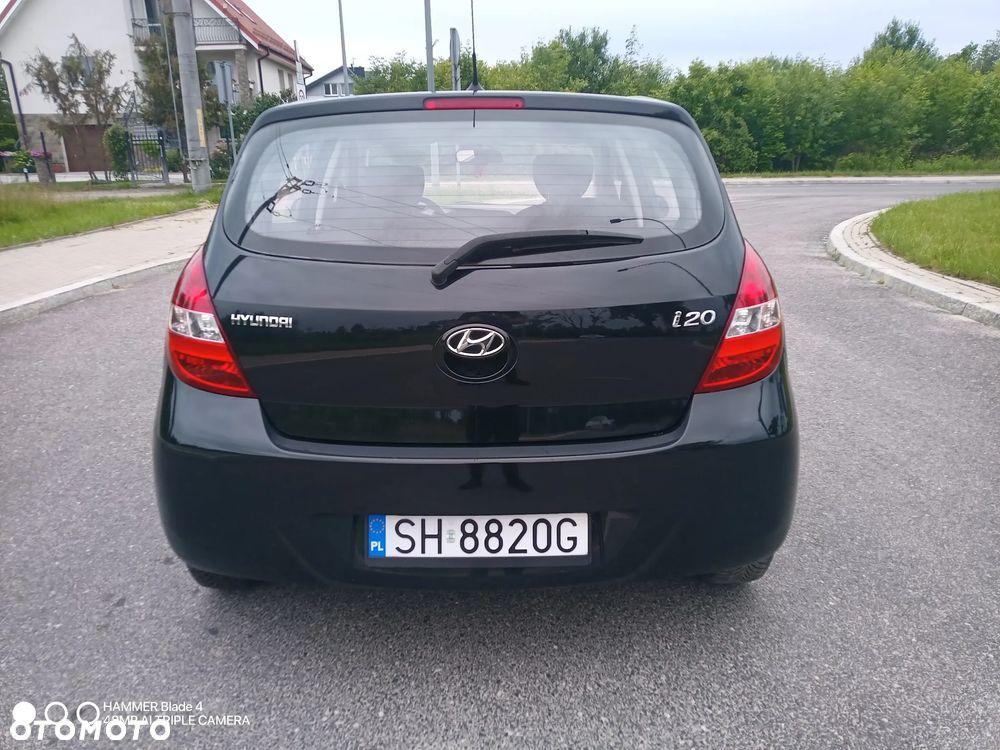 Hyundai i20 1.2 FIFA WM Edition - 6