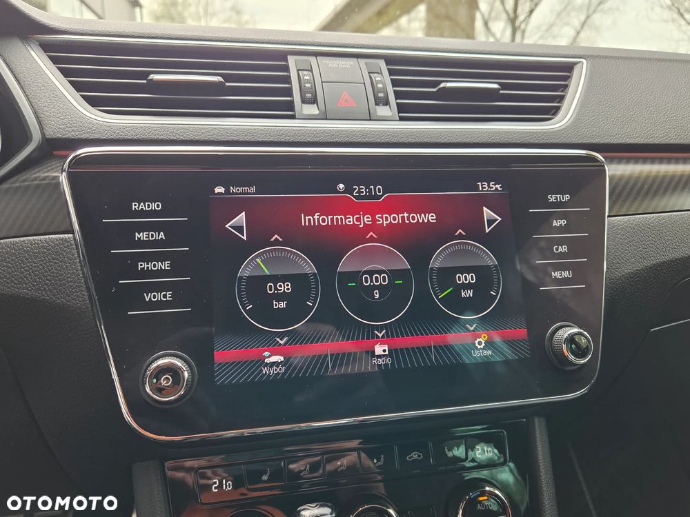 Skoda Superb 2.0 TDI SCR Sportline DSG - 35