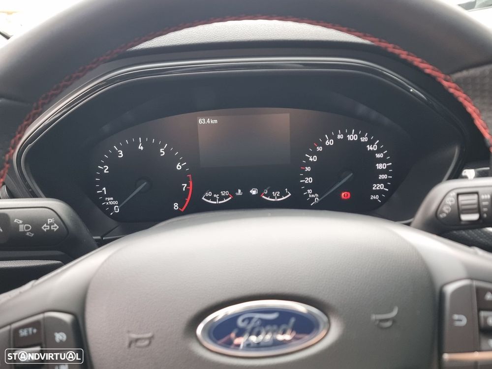 Ford Focus 1.0 EcoBoost MHEV ST-Line - 24