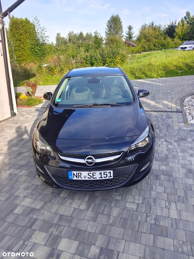 Opel Astra 1.4 T Cosmo - 3