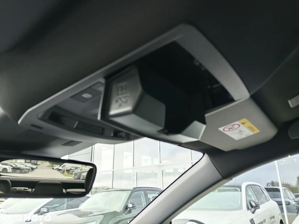 Peugeot 3008 1.2 PureTech mHEV Allure e-DCS6 - 31