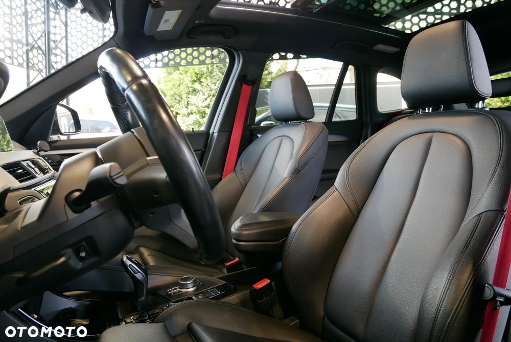 BMW X1 xDrive28i - 12
