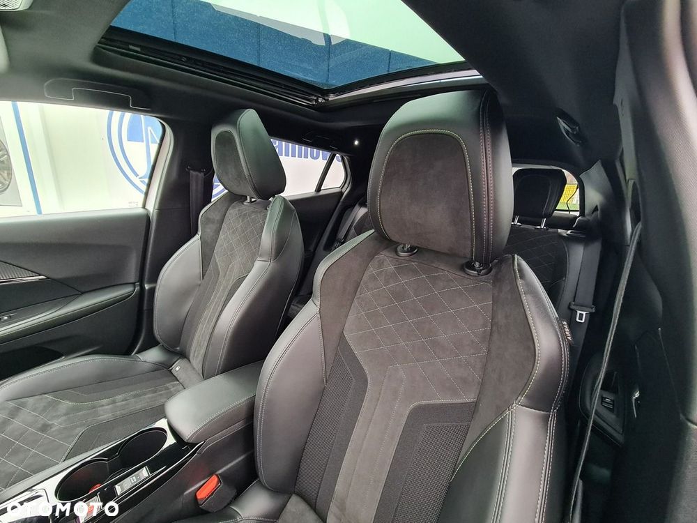Peugeot 2008 1.2 PureTech GT S&S EAT8 - 33