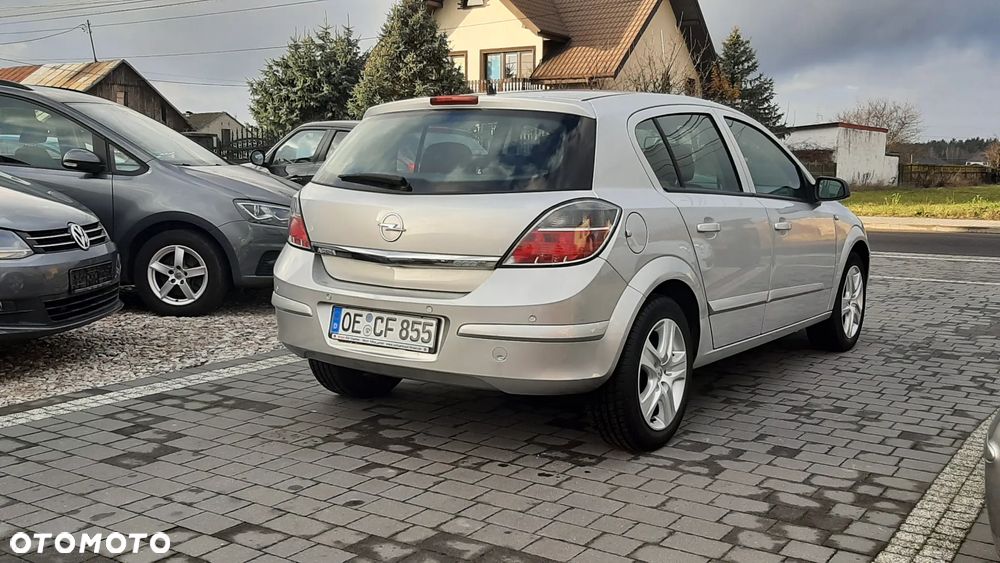 Opel Astra 1.4 Innovation - 1