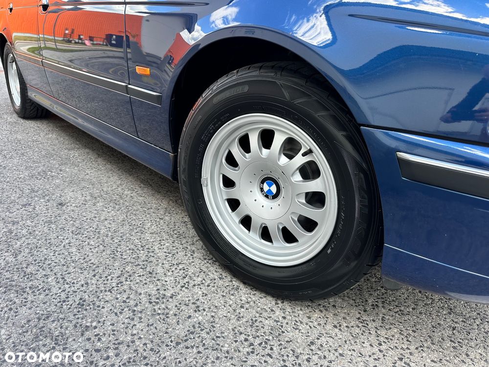 BMW Seria 5 - 32