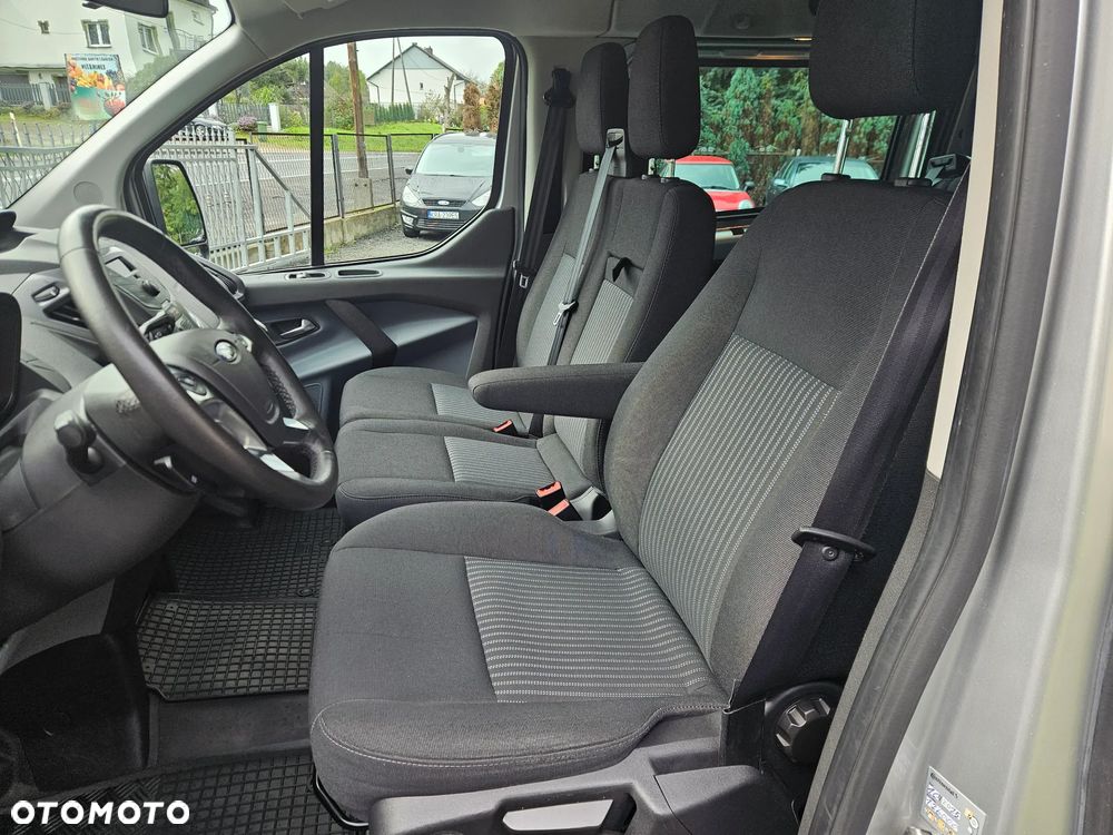Ford Transit Custom - 11