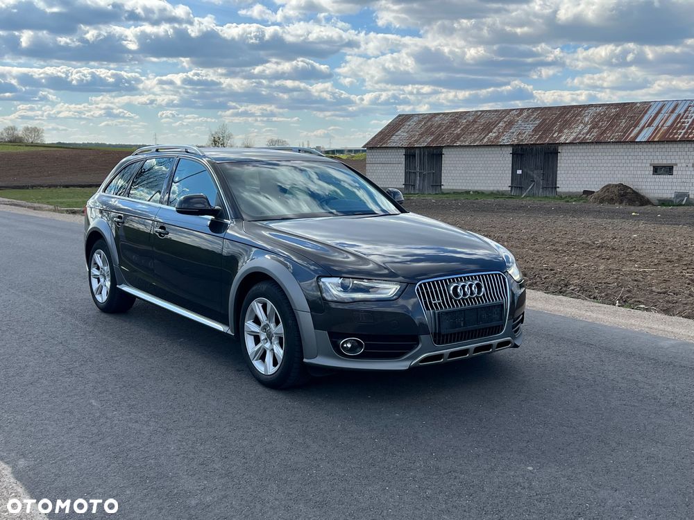 Audi A4 Allroad 2.0 TDI DPF S tronic - 11