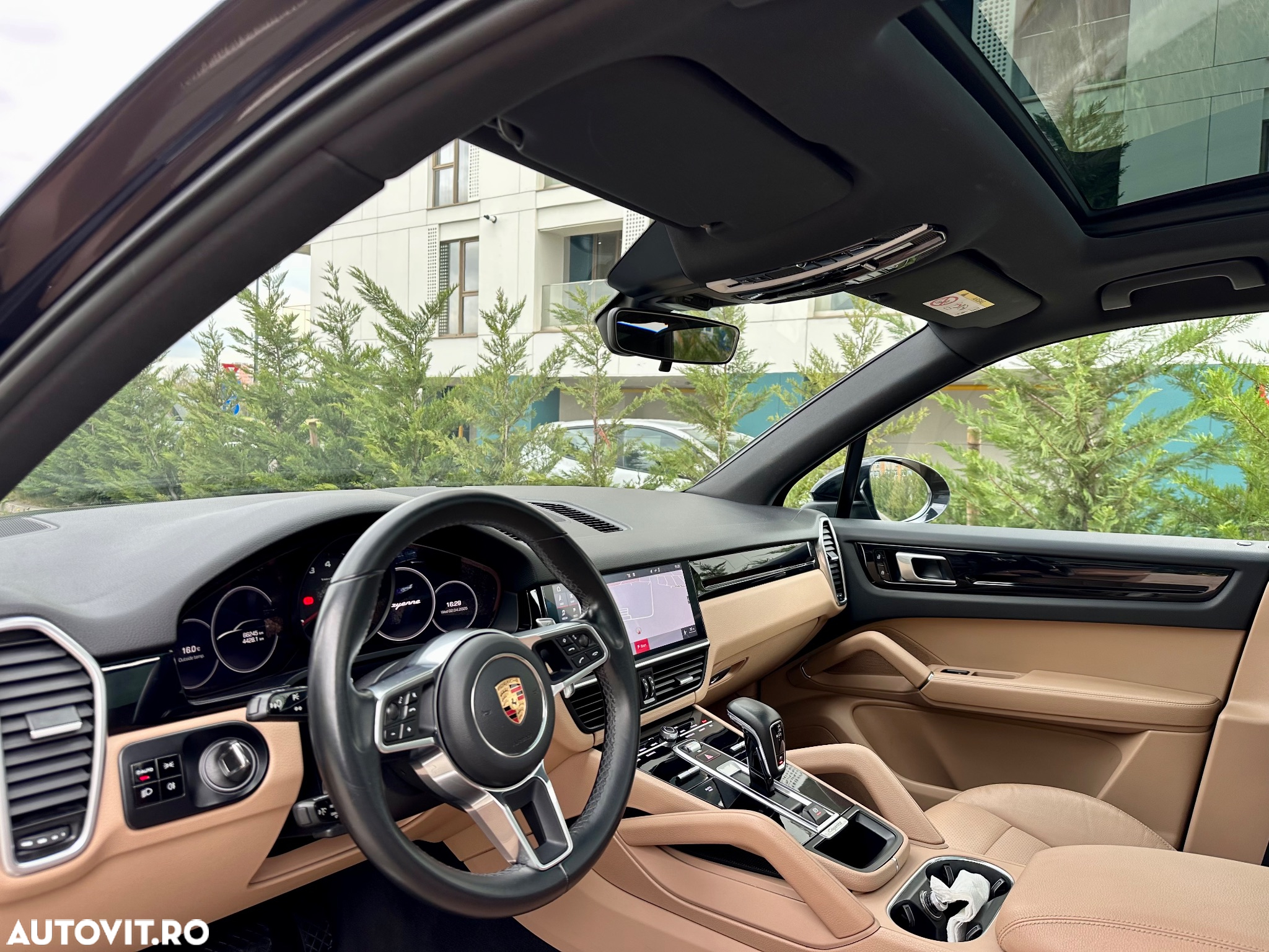 Porsche Cayenne Standard - 6