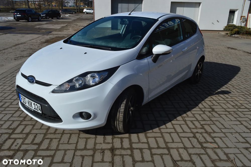 Ford Fiesta 1.6 TDCi DPF Ghia - 3