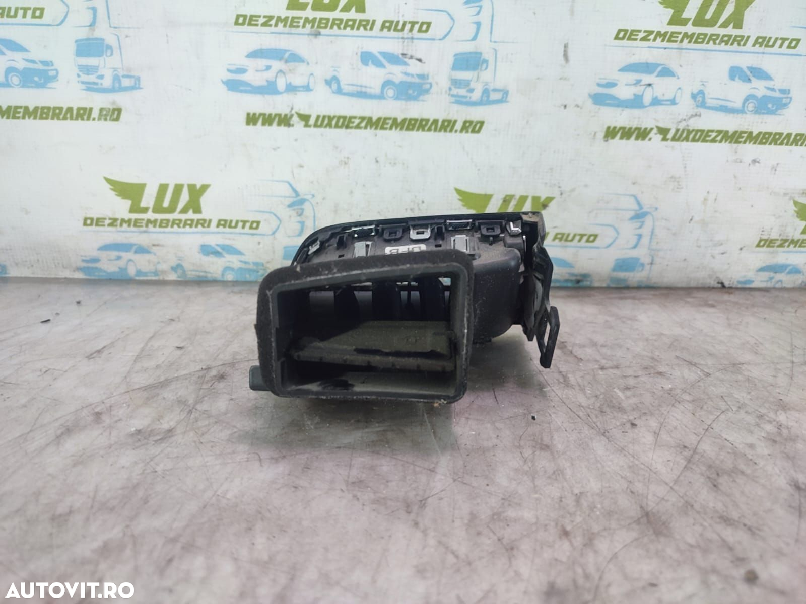 Gura grila ventilatie bord 687616296r Renault Megane 4 [2016 - 2020] - 2