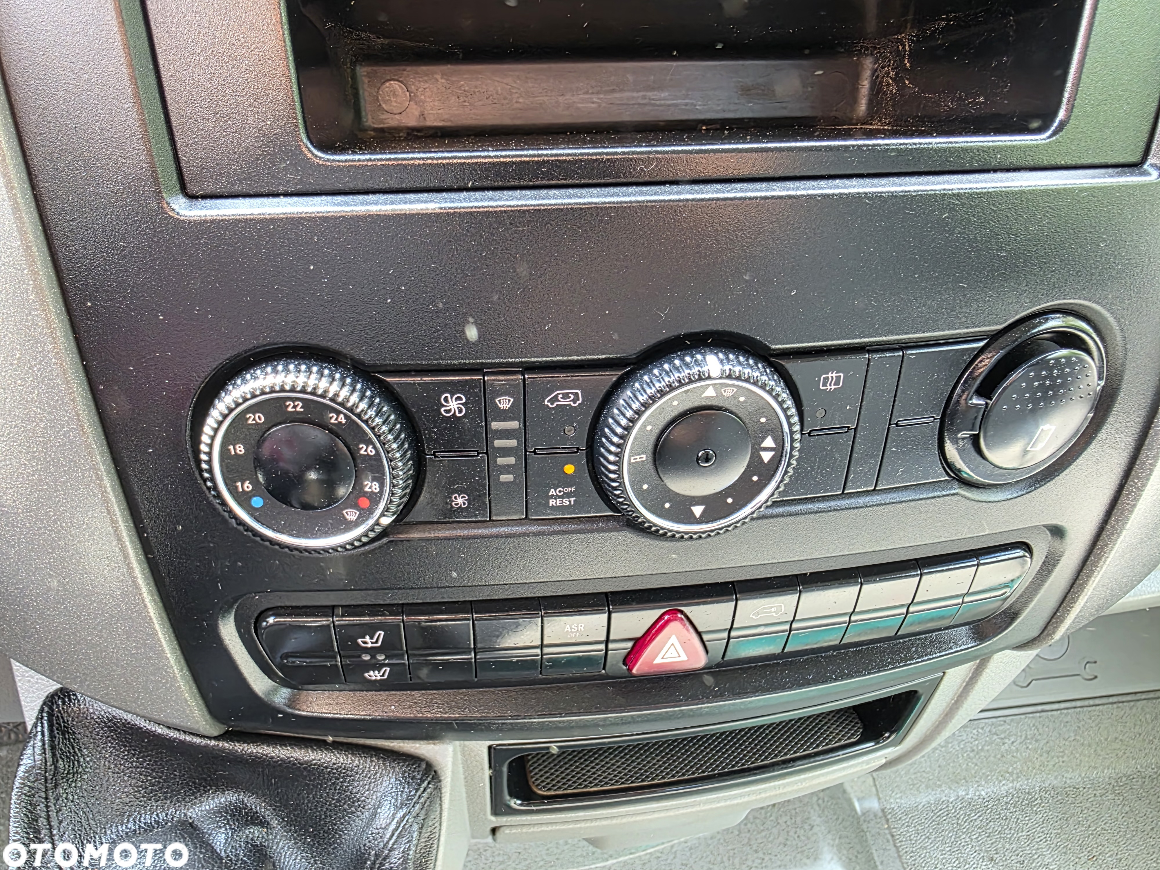 Volkswagen Crafter - 17