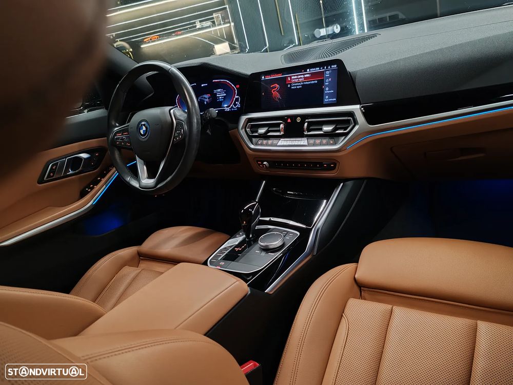 BMW 320 e Line Luxury Auto - 3